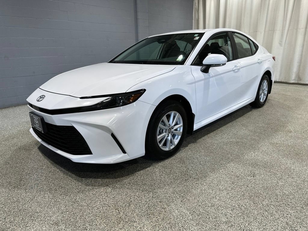 Certified 2026 Toyota Camry LE AWD/4WD image 4