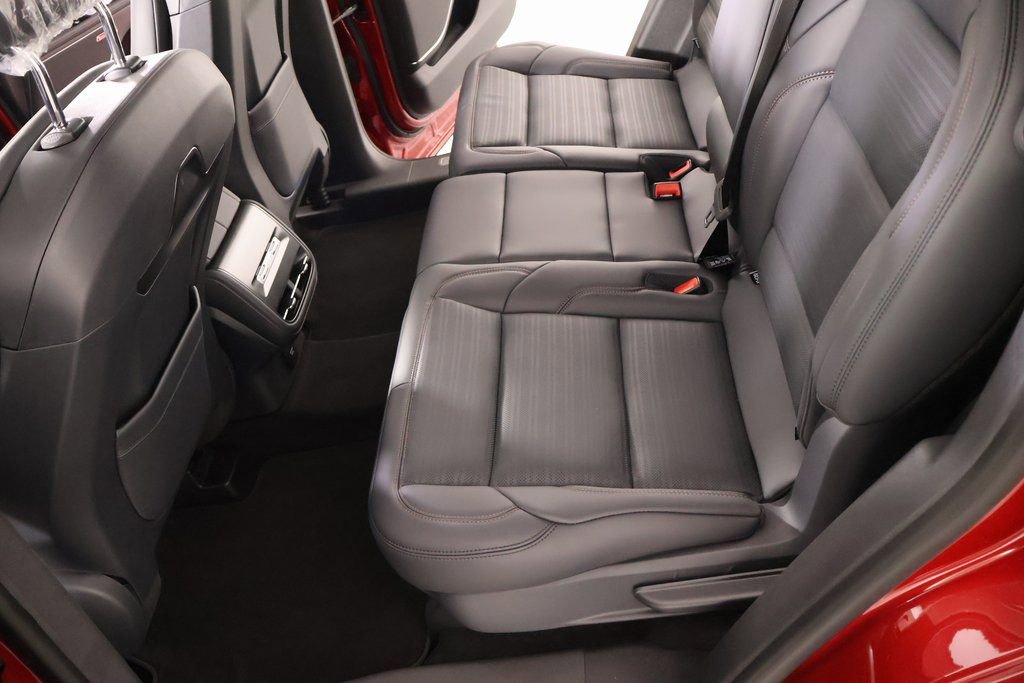 New 2026 Lincoln Nautilus Reserve w/ Jet Appearance Package image 12