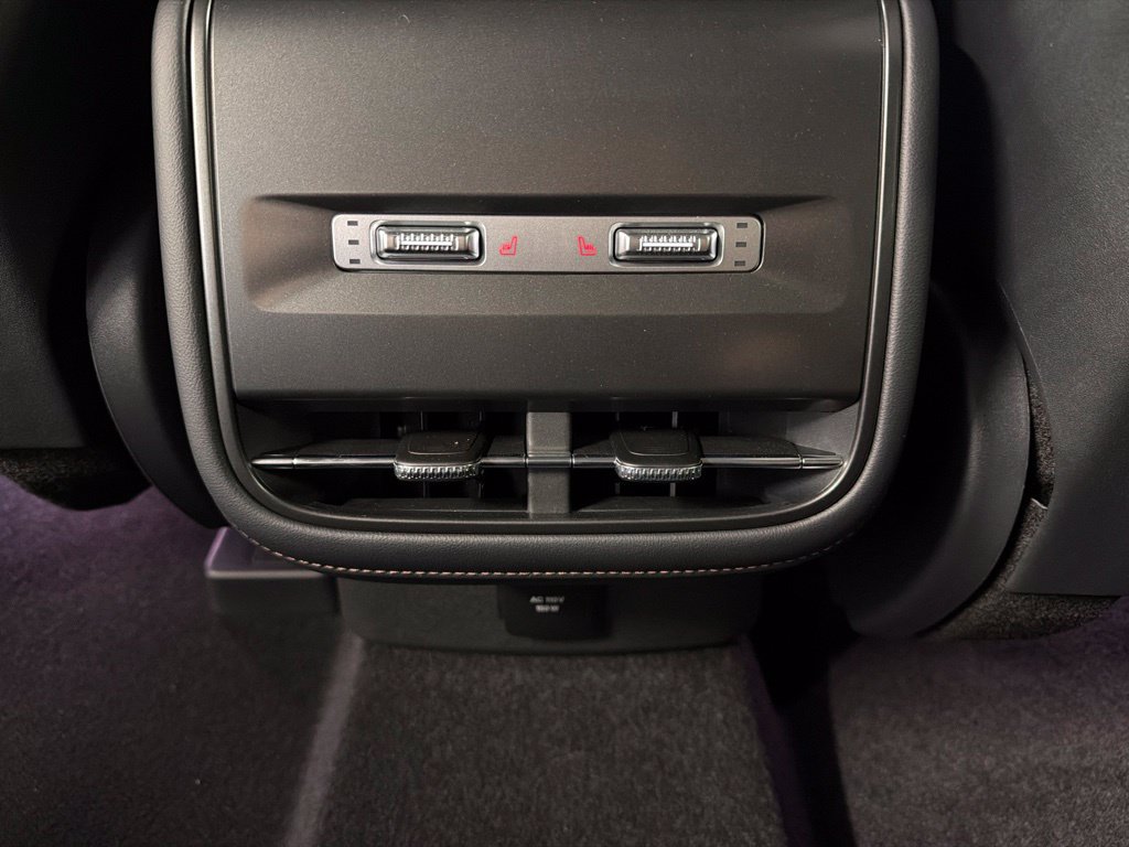 New 2026 Lincoln Nautilus Reserve AWD/4WD image 37