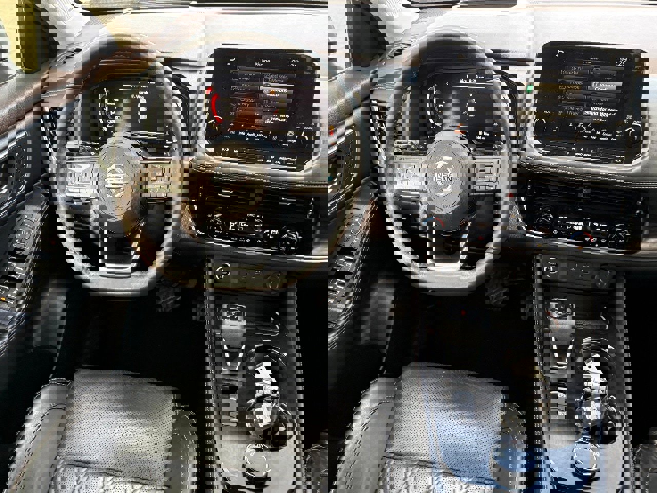 Certified 2021 Nissan Rogue Platinum image 12