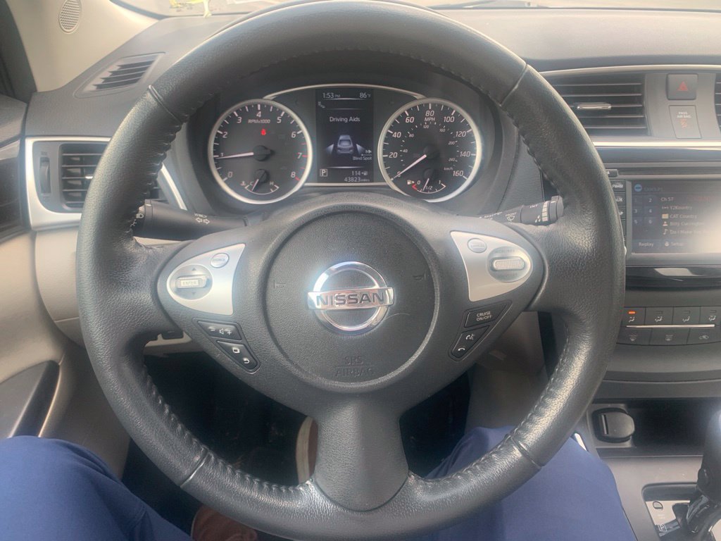 Used 2017 Nissan Sentra SV w/ Driver's Assist Package FWD image 10