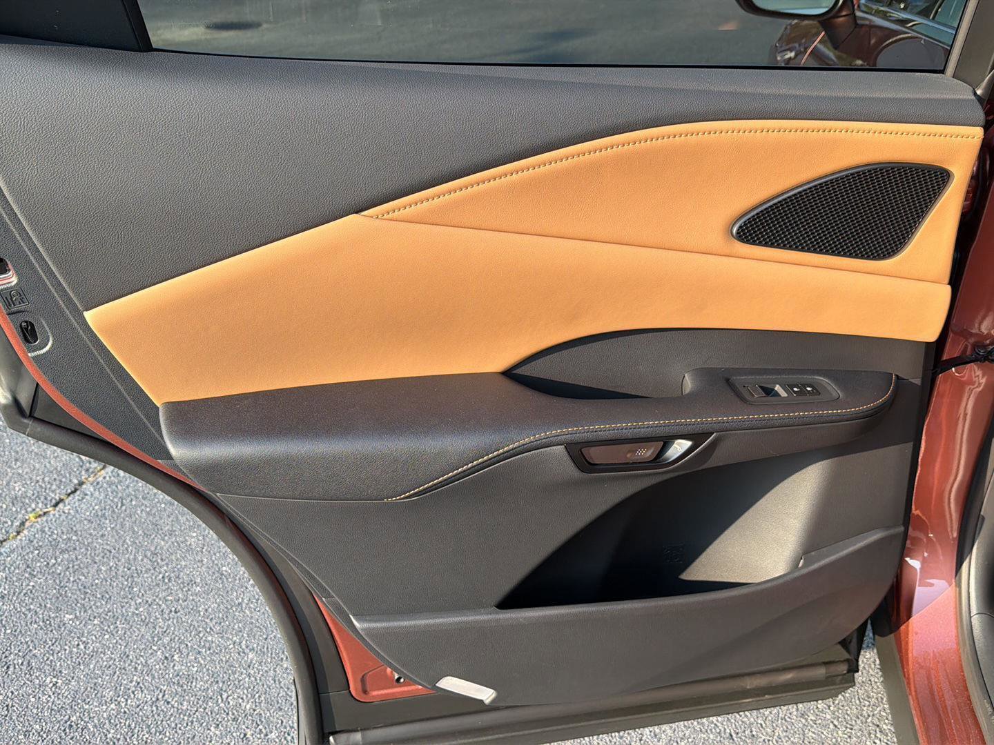 Certified 2025 Lexus RX 350 Premium Plus w/ Accessory Package (Z1) FWD image 17