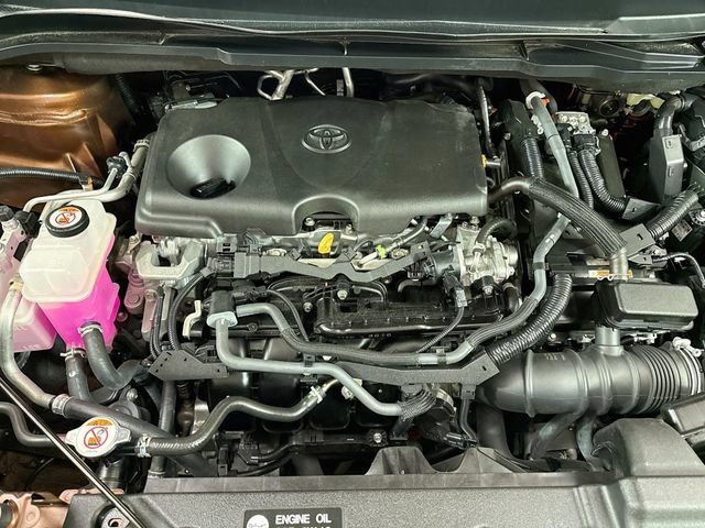 Used 2024 Toyota Sienna XLE w/ XLE Plus Package FWD image 31