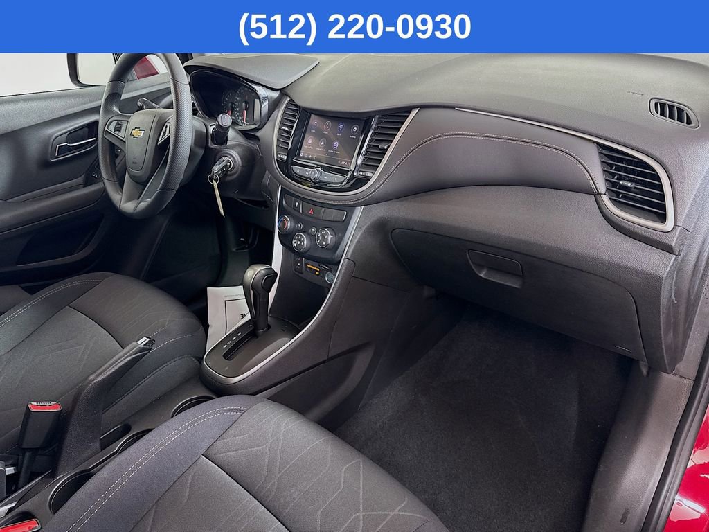 Used 2020 Chevrolet Trax LT image 34