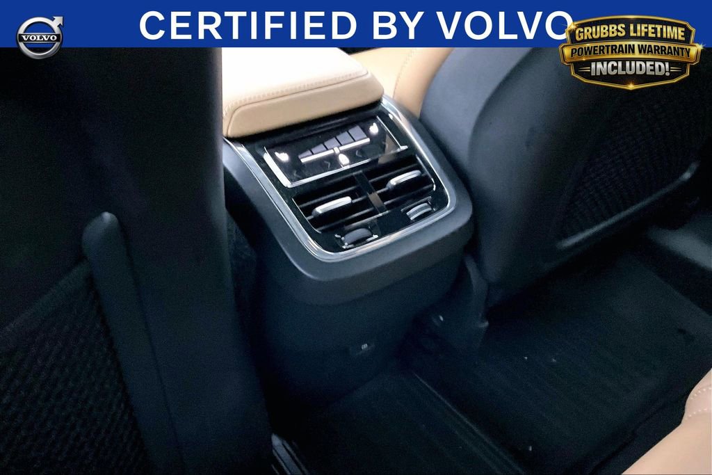 Used 2023 Volvo XC60 B5 Ultimate w/ Climate Package AWD/4WD image 31
