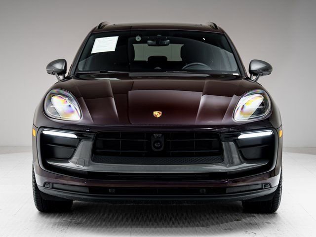 Certified 2023 Porsche Macan Turbo image 32