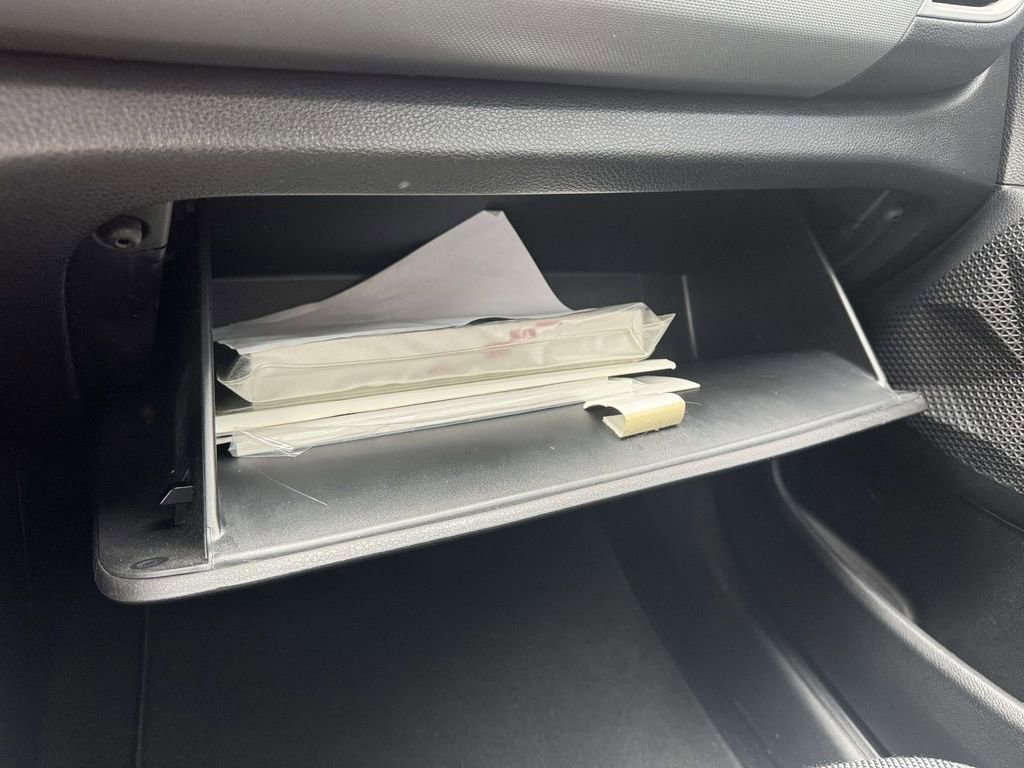 Used 2022 Kia Seltos LX image 29