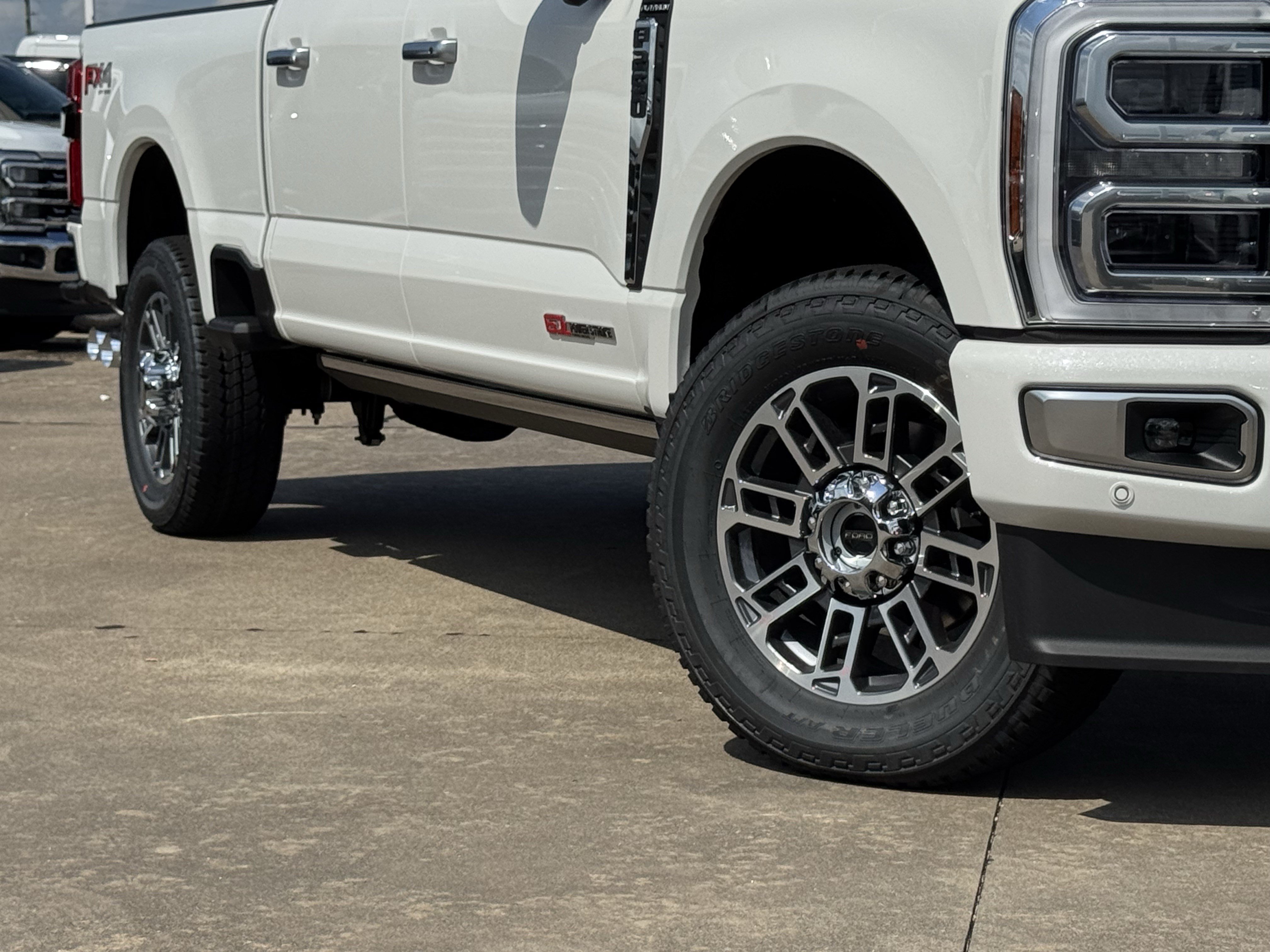 New 2026 Ford F250 Platinum w/ Platinum Plus Package AWD/4WD image 3