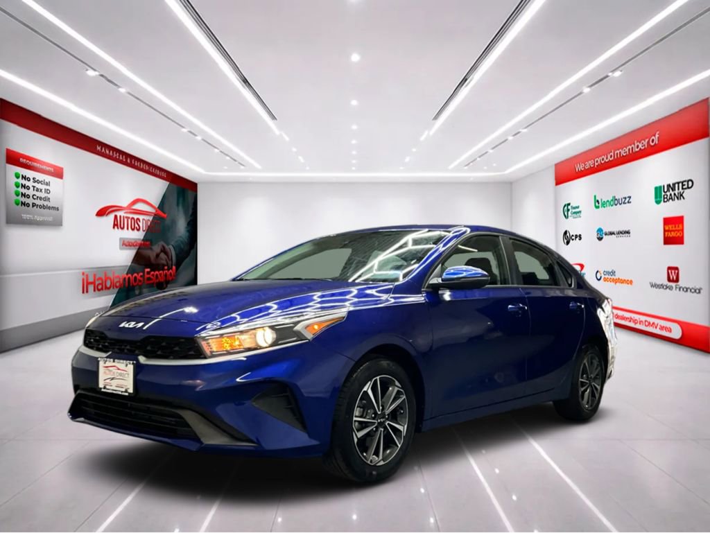 Used 2024 Kia Forte LXS w/ LXS Technology Package image 3