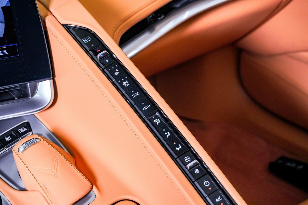 Used 2022 Chevrolet Corvette Stingray Premium Conv w/ Z51 Performance Package image 29