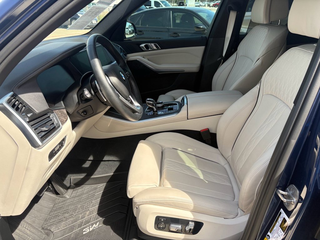 Used 2022 BMW X5 xDrive40i w/ Executive Package image 9