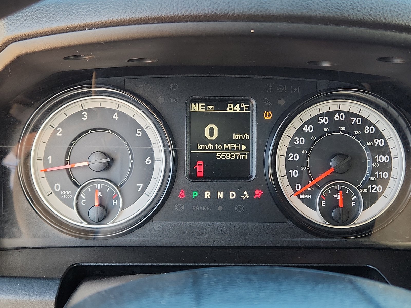Used 2022 RAM 1500 Classic SLT RWD image 16