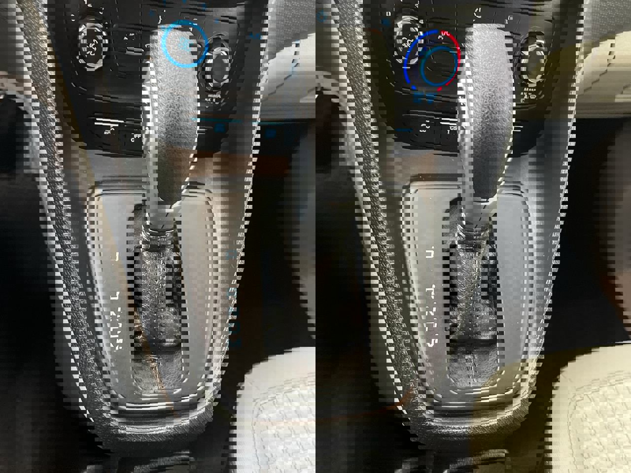 Certified 2023 Ford Transit Connect XLT image 18