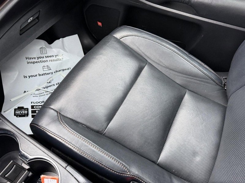 Used 2015 Toyota Highlander Limited Platinum image 29