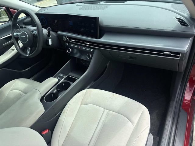 Used 2025 Hyundai Sonata SEL FWD image 16