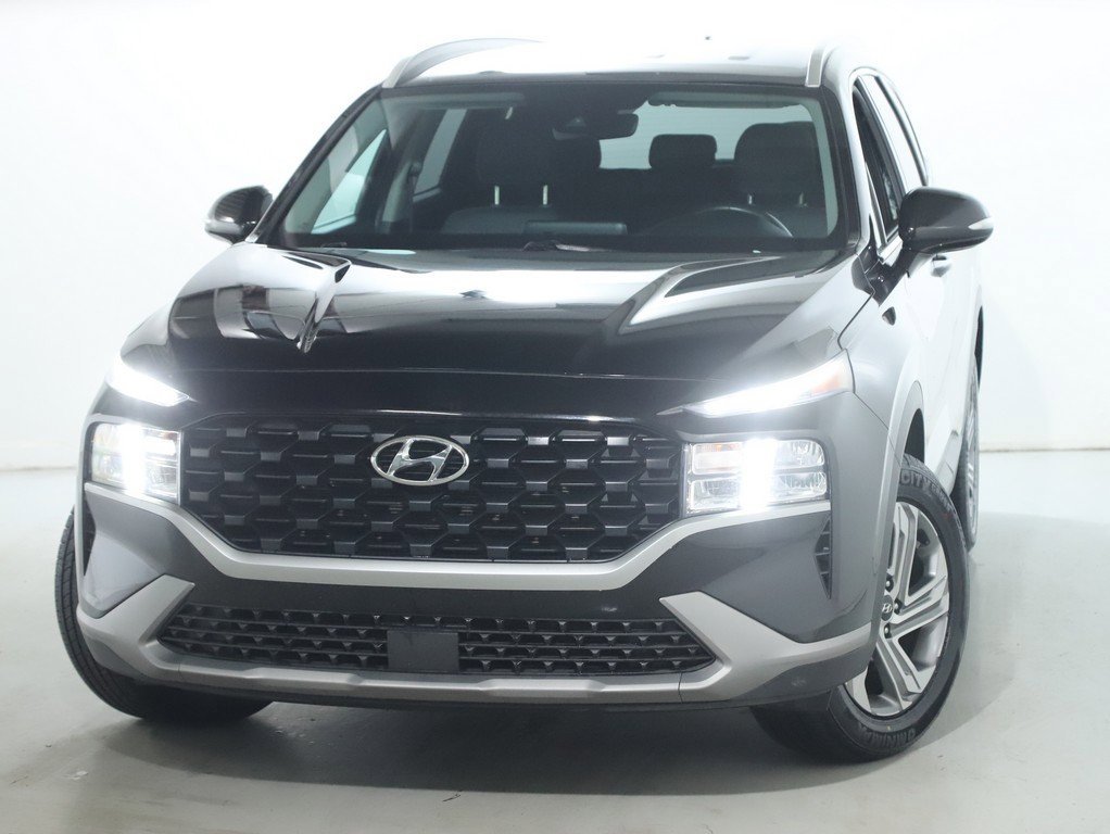Used 2023 Hyundai Santa Fe SEL image 3