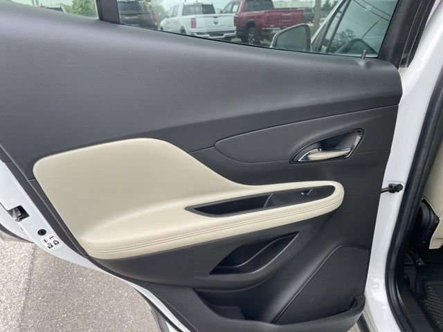 Used 2018 Buick Encore Essence AWD/4WD image 22