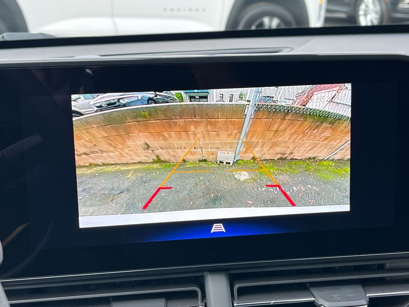 Used 2025 Chevrolet Trax LT image 17