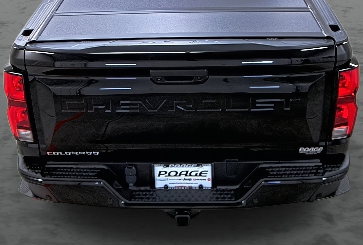 Used 2023 Chevrolet Colorado Z71 w/ Z71 Convenience Package 2 image 11