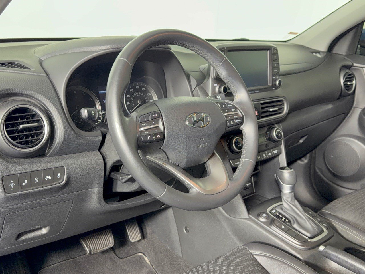 Used 2021 Hyundai Kona Ultimate AWD/4WD image 4