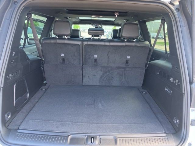 New 2026 Jeep Grand Wagoneer L Limited AWD/4WD image 30