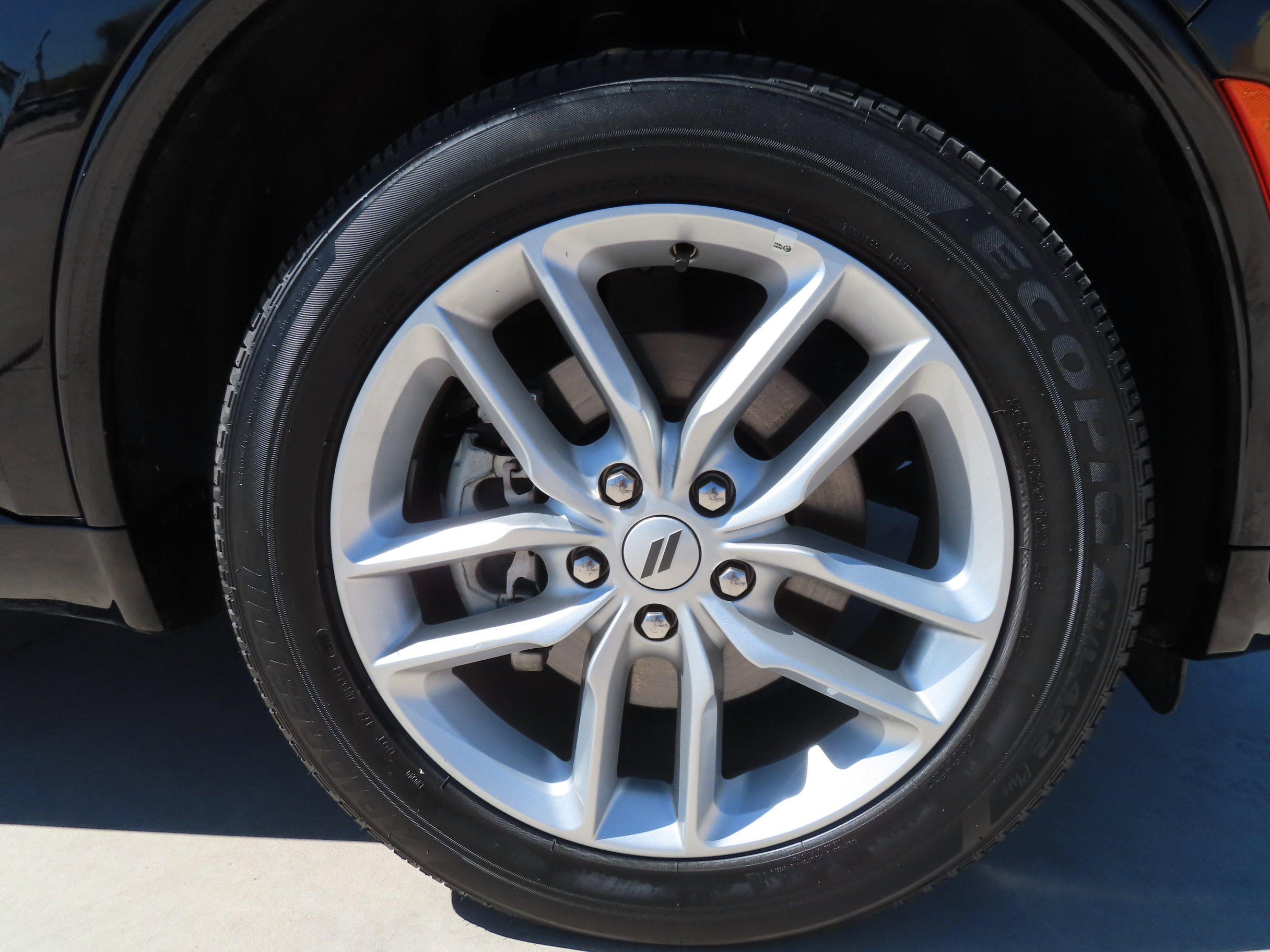 Used 2025 Dodge Durango GT image 11