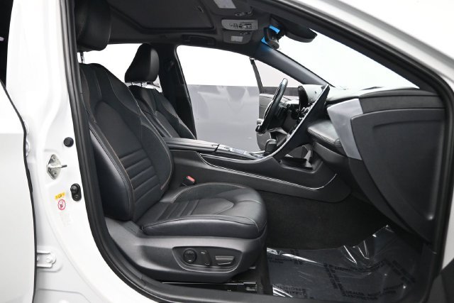 Used 2019 Toyota Avalon Touring FWD image 19
