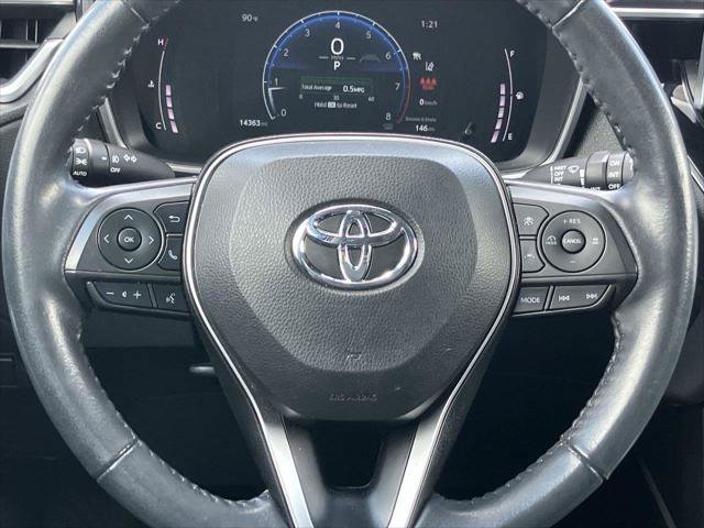 Certified 2023 Toyota Corolla Cross XLE w/ Convenience Package AWD/4WD image 19