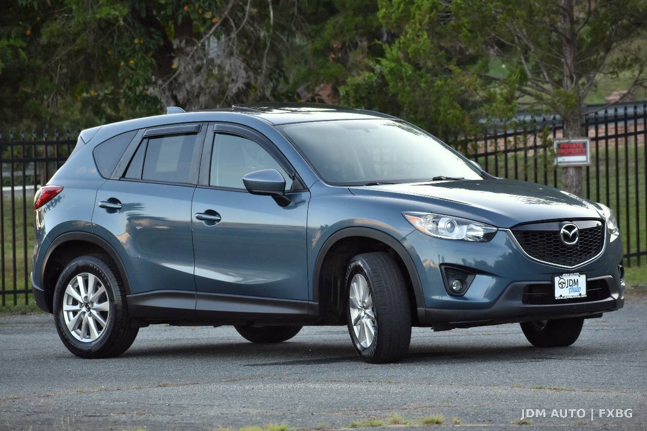 Used 2015 MAZDA CX-5 Touring w/ Bose/Moonroof Package FWD image 4