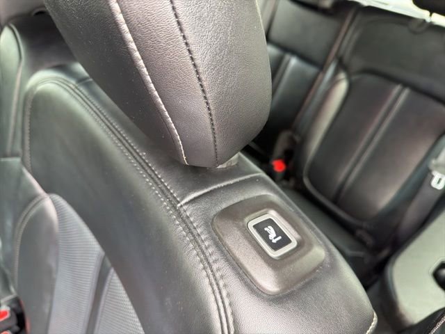 Used 2024 Jeep Wagoneer Series II w/ Flexible Seating Group AWD/4WD image 29