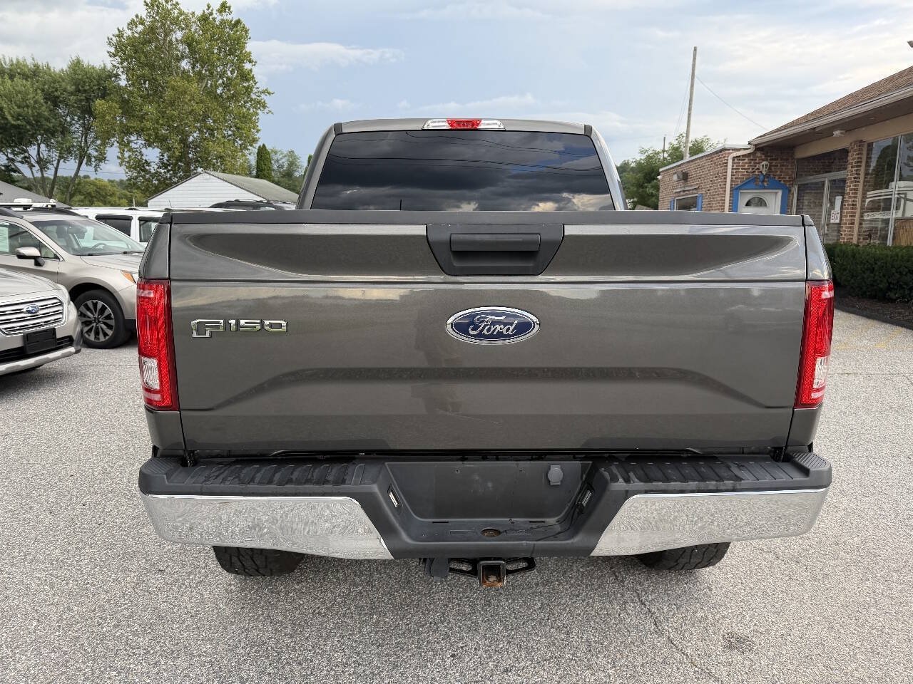 Used 2017 Ford F150 XLT AWD/4WD image 9