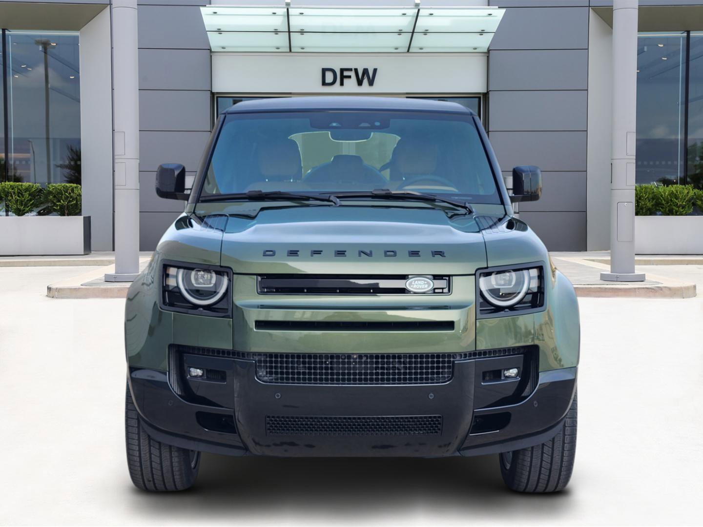 New 2026 Land Rover Defender 110 X-Dynamic SE video 2