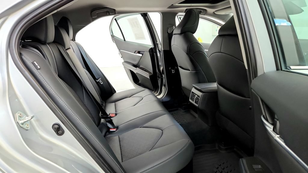 Used 2024 Toyota Camry XSE w/ Navigation Package FWD image 18