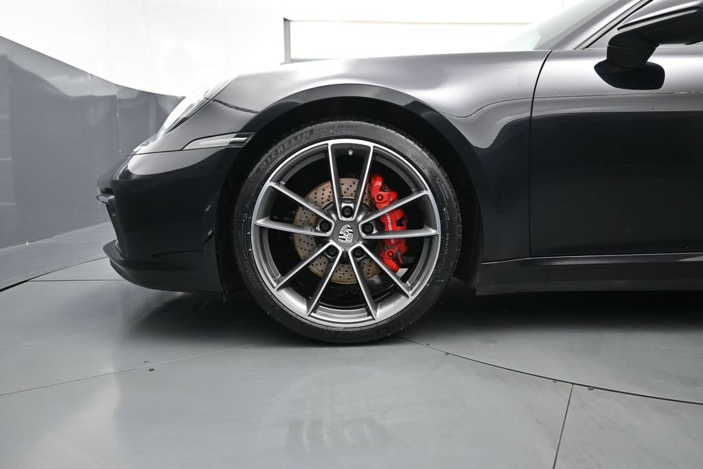 Certified 2020 Porsche 911 Carrera RWD image 9