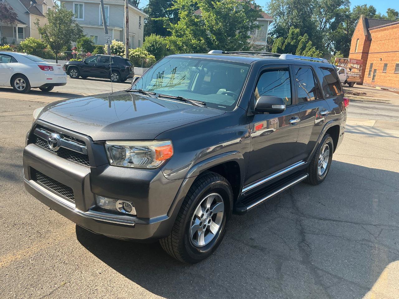 Used 2011 Toyota 4Runner SR5 w/ Convenience Pkg AWD/4WD image 7