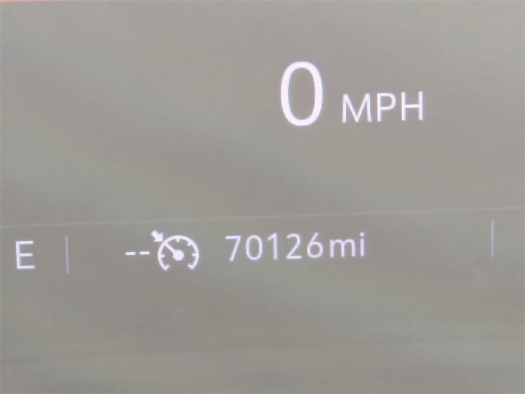 Used 2023 Buick Envision Preferred image 32