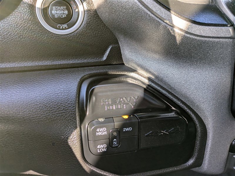 Used 2024 RAM 2500 Tradesman w/ Chrome Appearance Group image 27