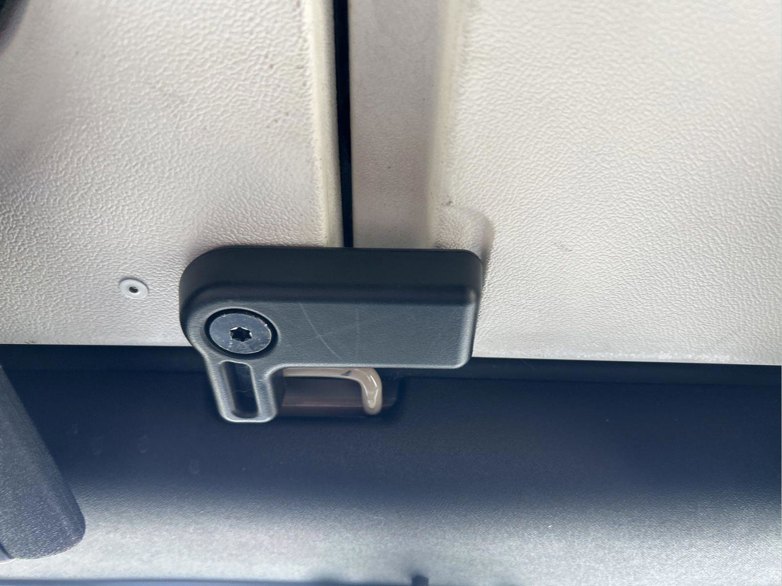 Certified 2016 Jeep Wrangler Unlimited Rubicon w/ Dual Top Group image 33