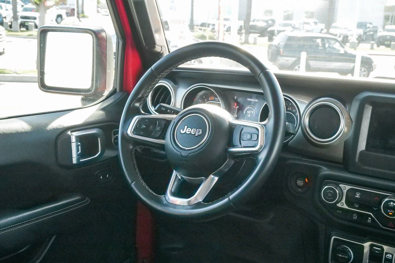 Used 2021 Jeep Wrangler Unlimited Sahara AWD/4WD image 14