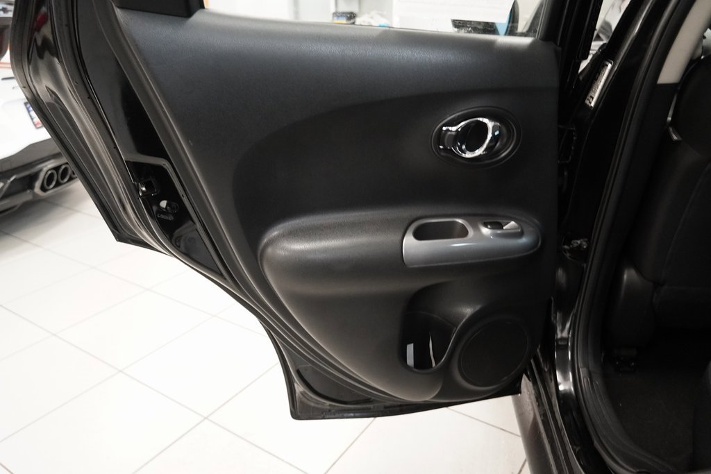Used 2016 Nissan Juke S image 24