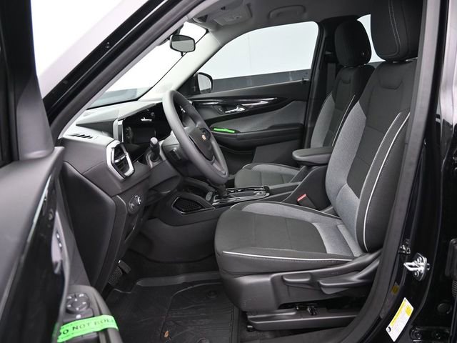 New 2026 Chevrolet TrailBlazer LT w/ Driver Confidence Package FWD image 36