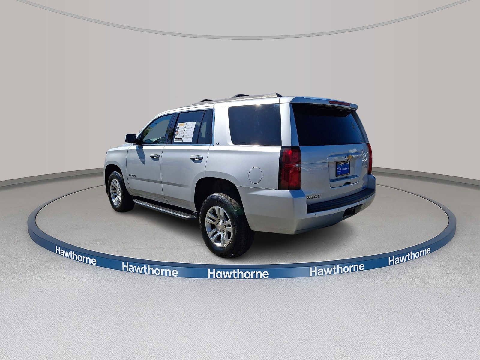 Used 2019 Chevrolet Tahoe LT w/ Luxury Package AWD/4WD image 5