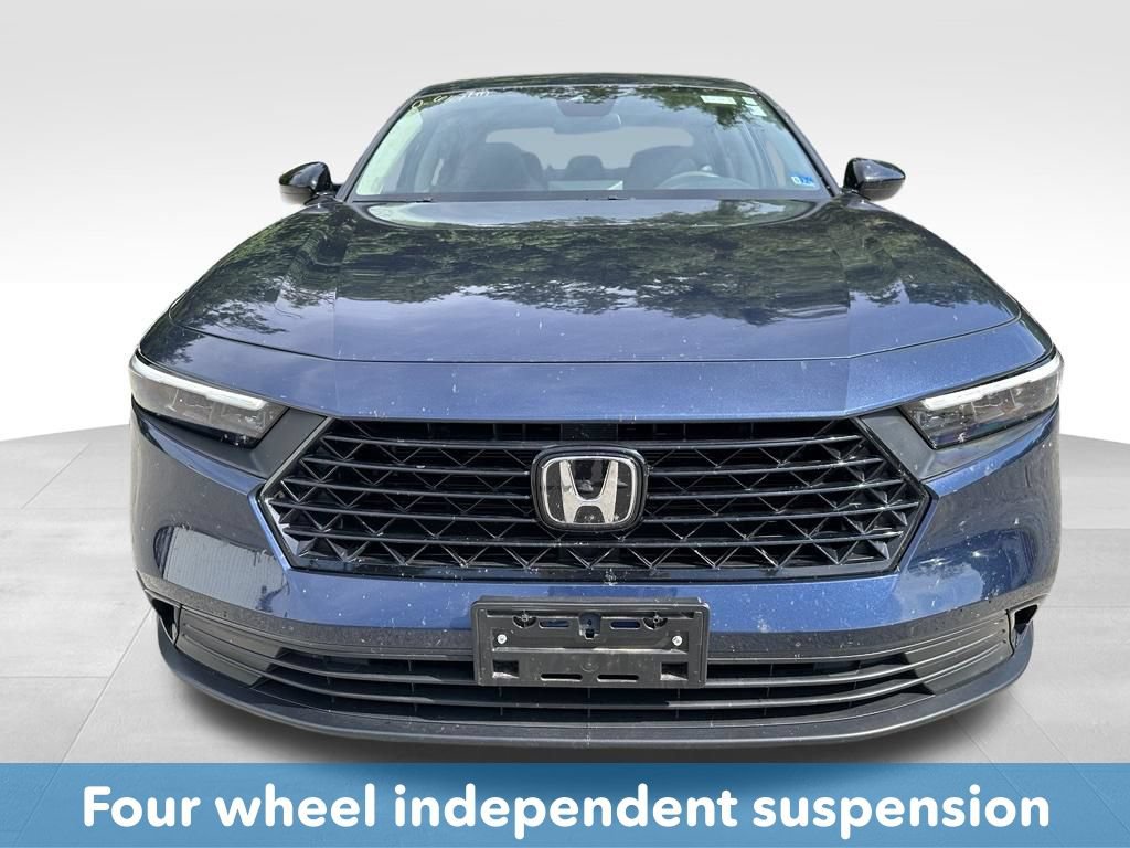 Used 2025 Honda Accord SE image 9