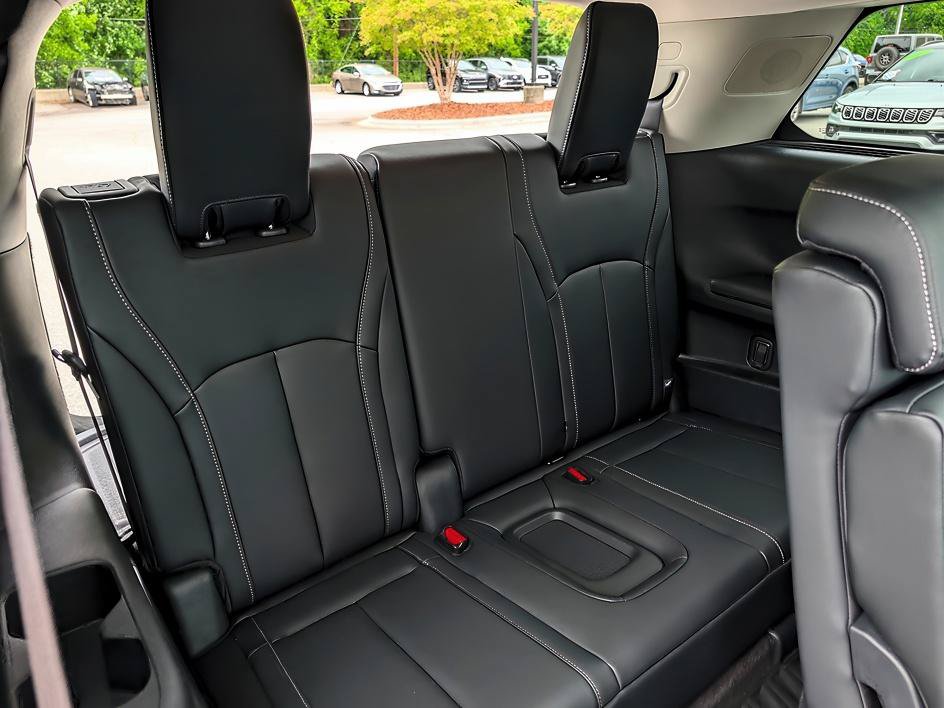 New 2027 INFINITI QX60 Luxe w/ Cargo Package AWD/4WD image 23