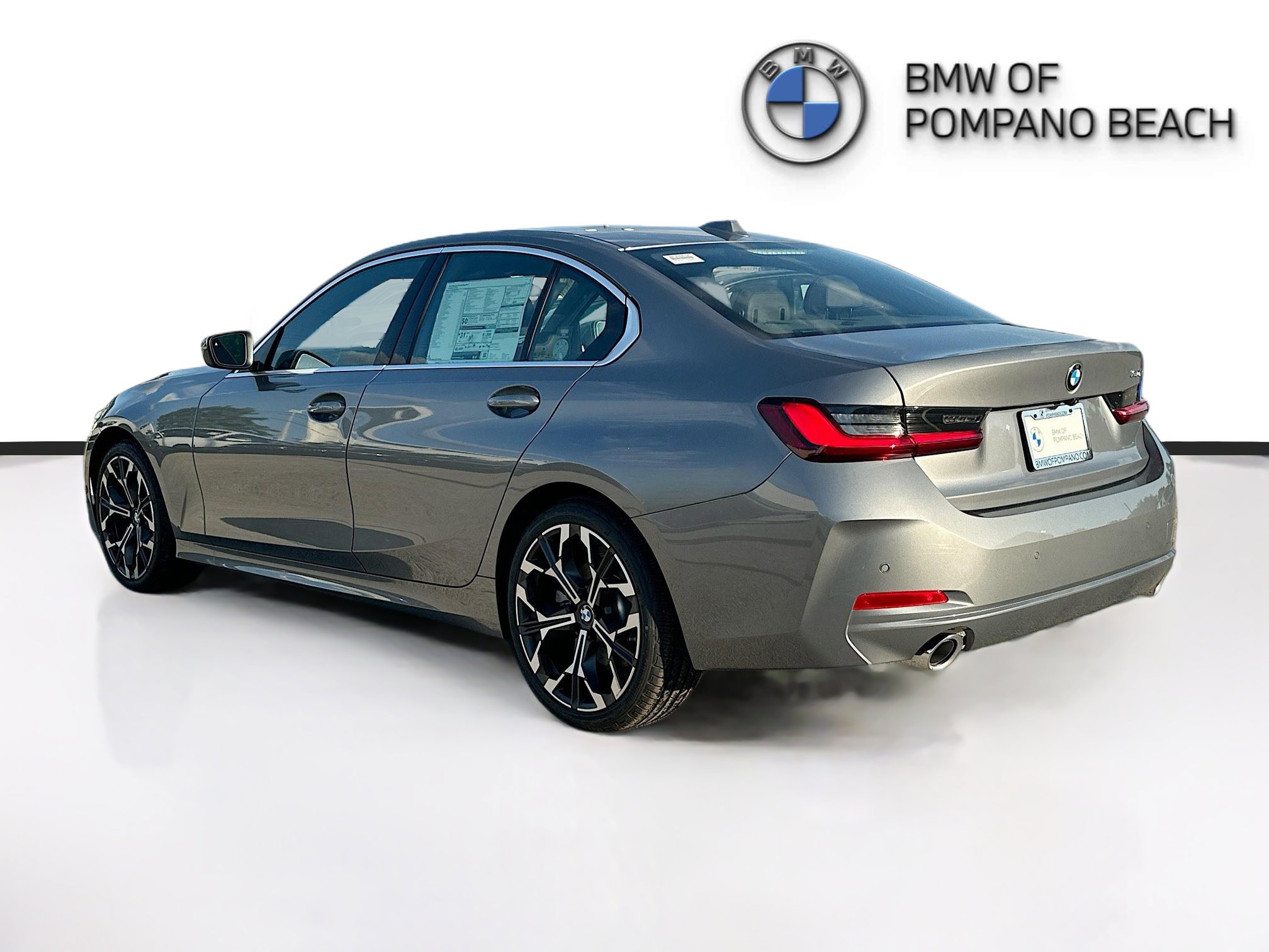 New 2026 BMW 330i Sedan w/ Premium Package image 4