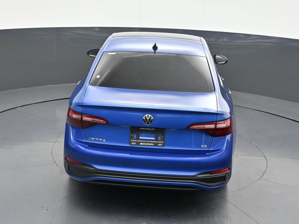 Used 2022 Volkswagen Jetta SE FWD image 19