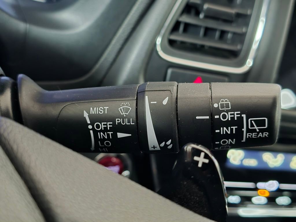 Used 2017 Honda HR-V EX image 29