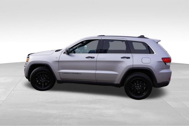 Certified 2020 Jeep Grand Cherokee Laredo w/ Quick Order Package 2BN North image 11