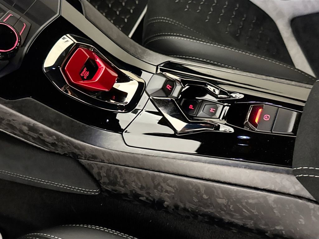 Used 2018 Lamborghini Huracan Performante image 17