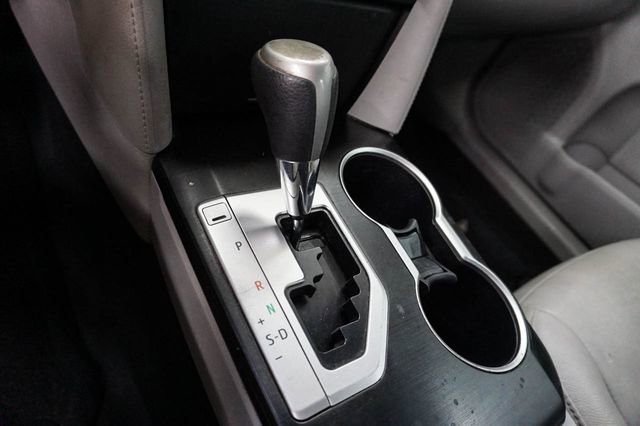 Used 2013 Toyota Camry LE image 13